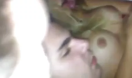 عزیزم دانلود فیلم سینمایی سکسی کامل نوجوان زرق و برق دار در دوش