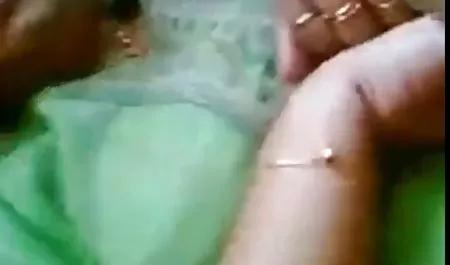 نوجوان کارلا همه سوراخ ها را مورد استفاده و سوء استفاده قرار می دهد فیلم سینمای کامل سکسی